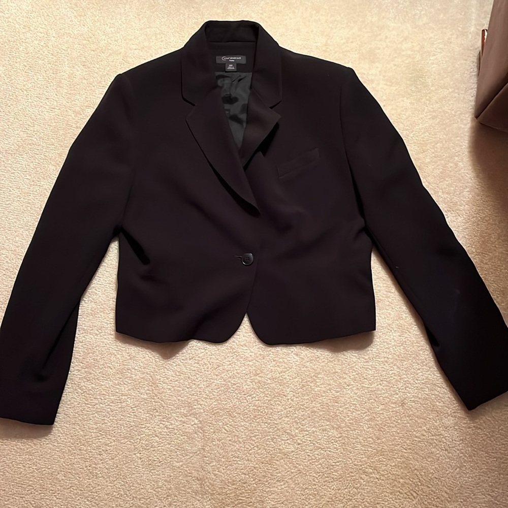 Context 14p Black Suit - image 2